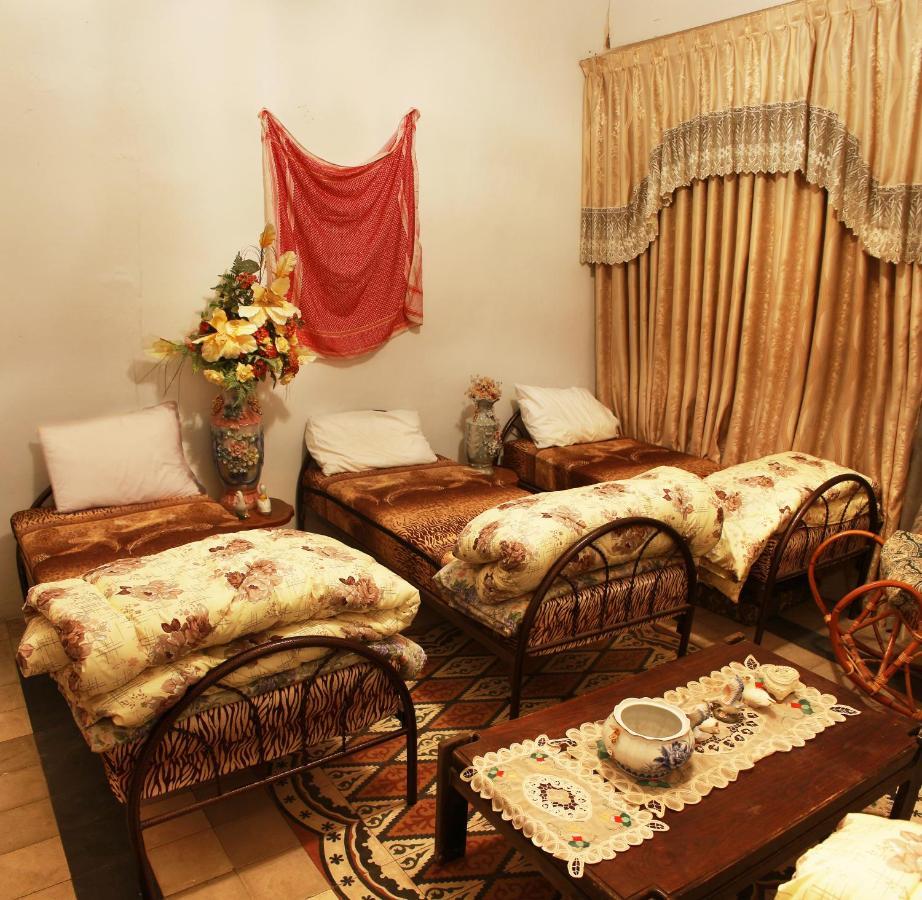 Friends Hostel.Area B Хеброн Екстериор снимка